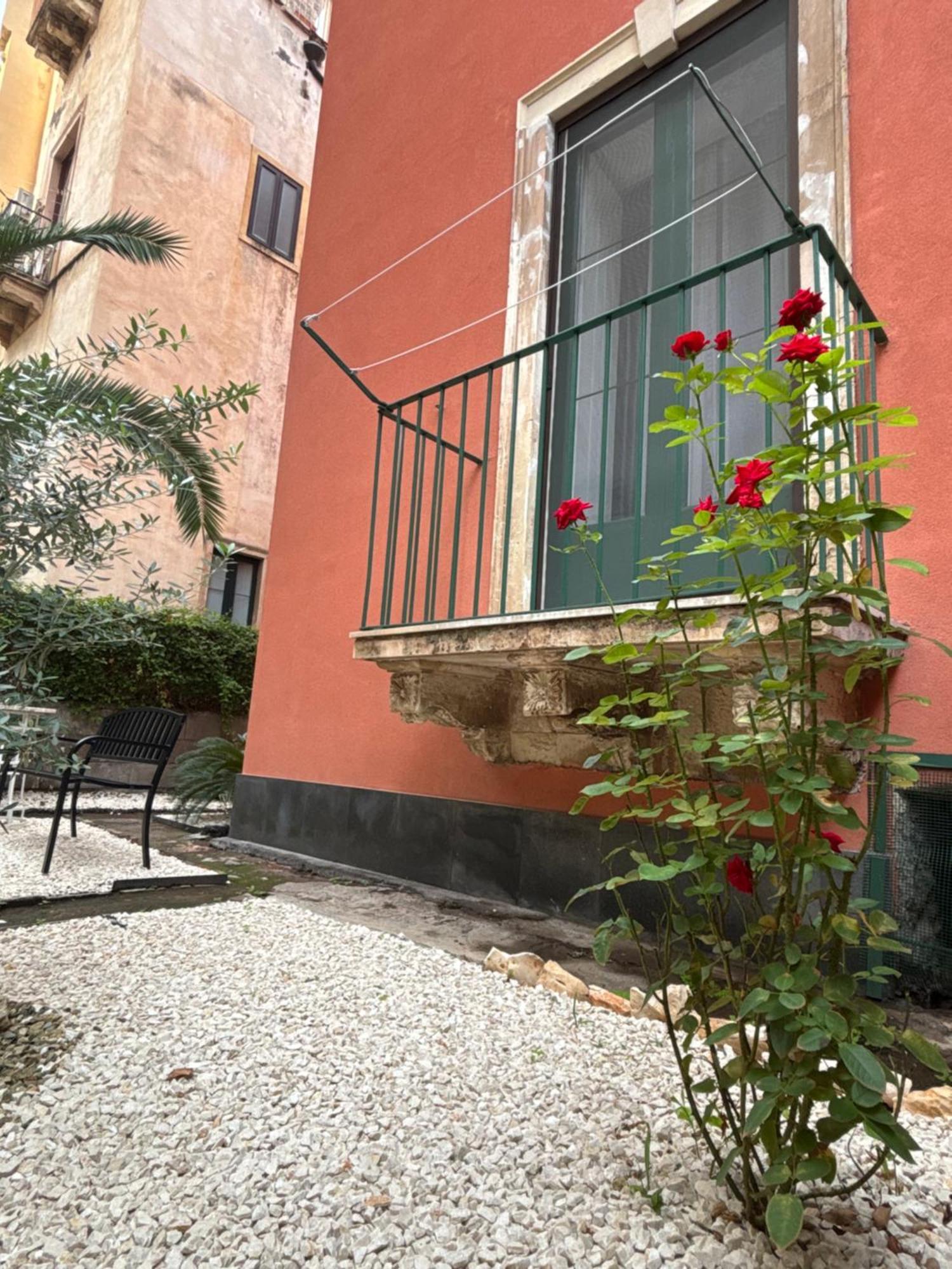 קטאניה Il Giardino Casa Vacanze מראה חיצוני תמונה